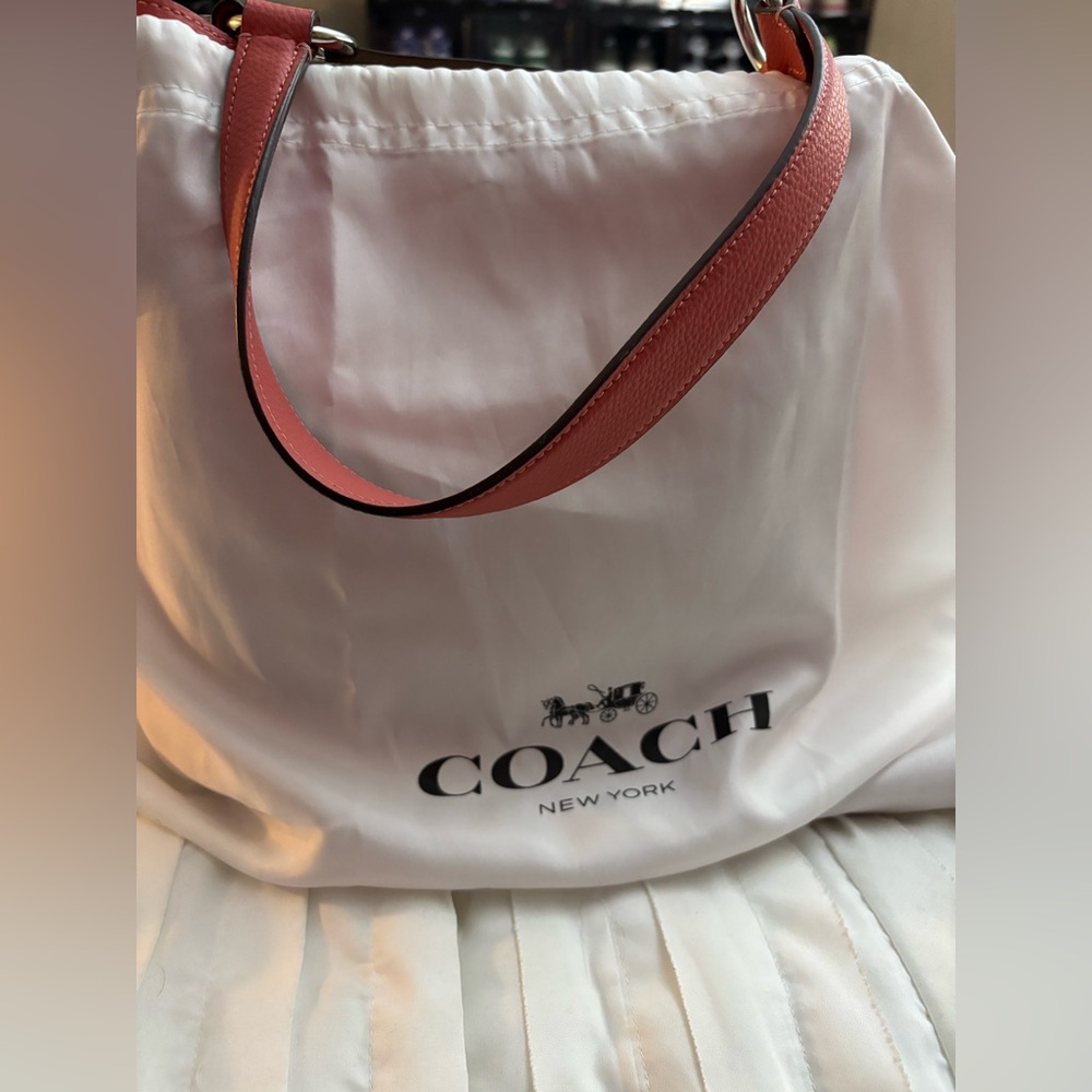 Coach large Town Bucket Bag - Picture 11 of 11